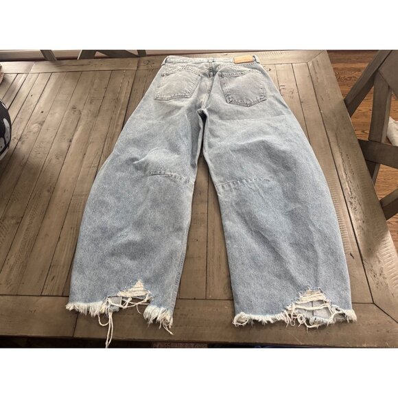 Citizens of Humanity Horseshoe Barrel Jeans Savahn Distressed Size 27 - Picture 3 of 3